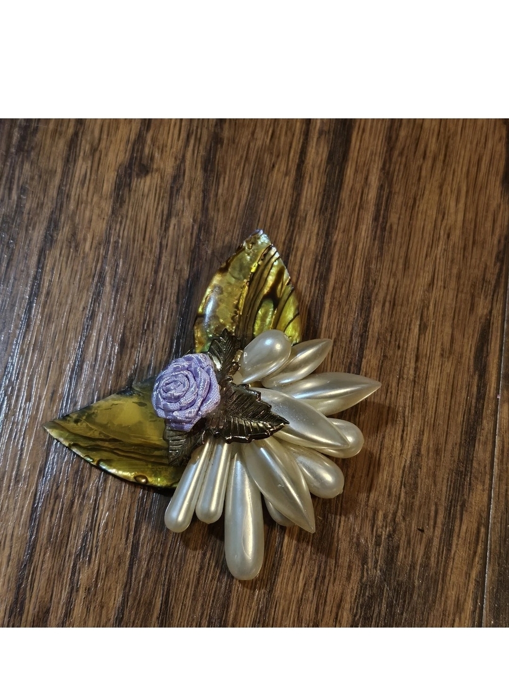 Vintage Inspired Faux Pearl Teardrop Brooch Purple Rose Faux Pearl Plastic Leaf